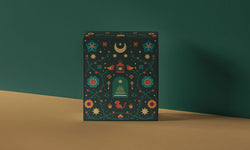 Tarot of the Velvet Moon - Tarot of the Velvet Moon: Magnetic closure box with gold holographic detailing