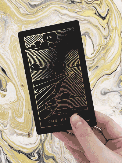 Golden Thread Tarot Deck: A Modern Minimal Gold Foil Tarot Card Set
